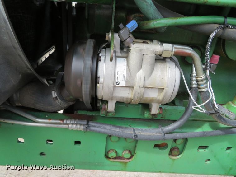 image for item DN7929 1985 John Deere 4850  tractor