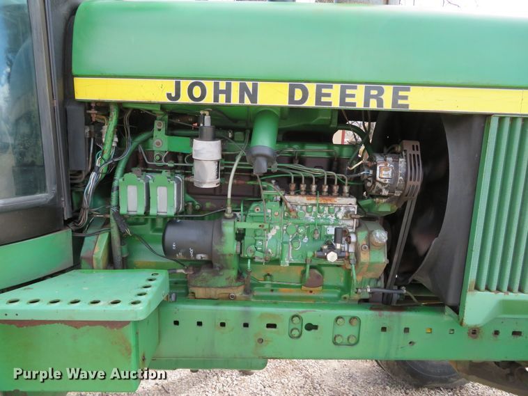 image for item DN7929 1985 John Deere 4850  tractor