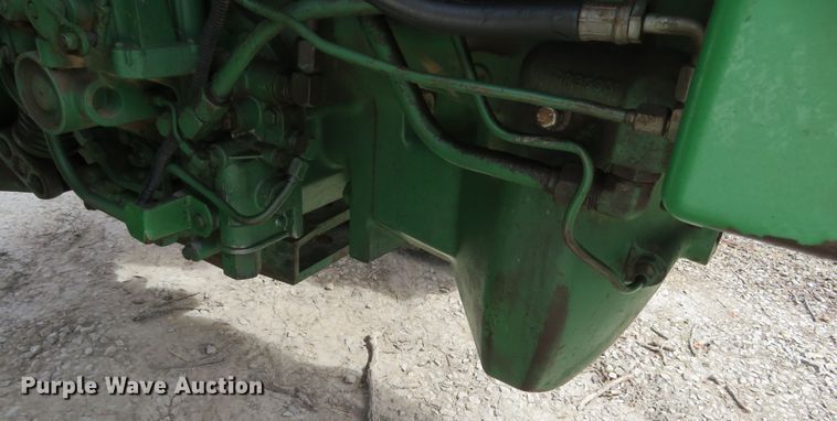 image for item DN7929 1985 John Deere 4850  tractor