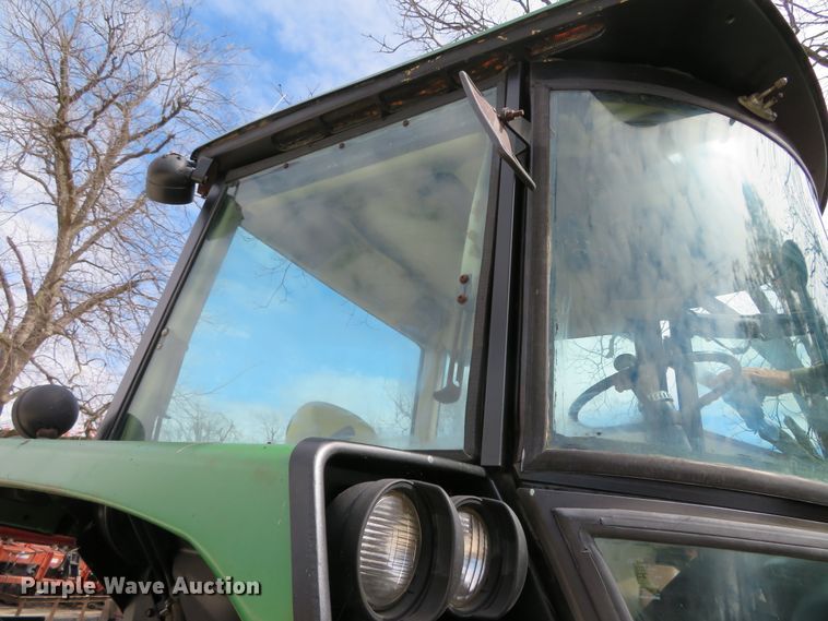 image for item DN7929 1985 John Deere 4850  tractor