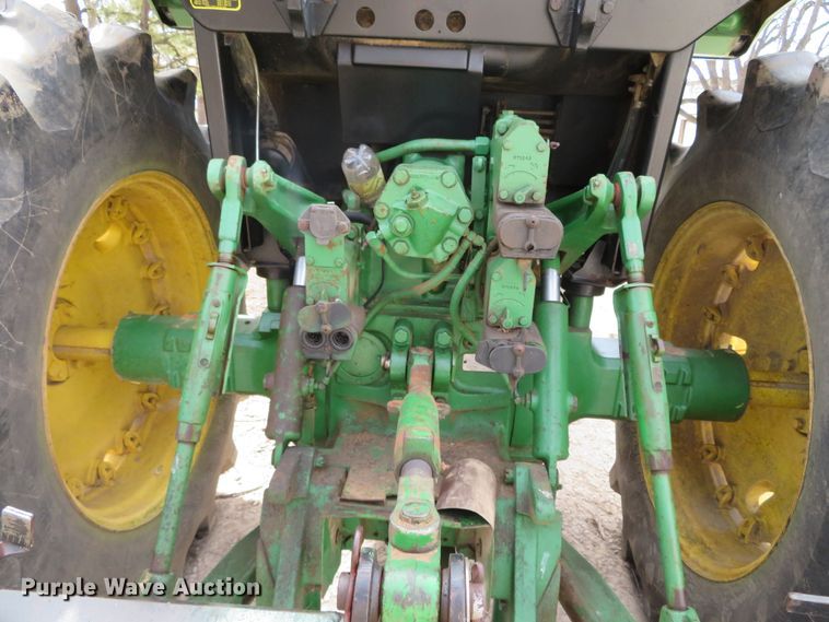 image for item DN7929 1985 John Deere 4850  tractor