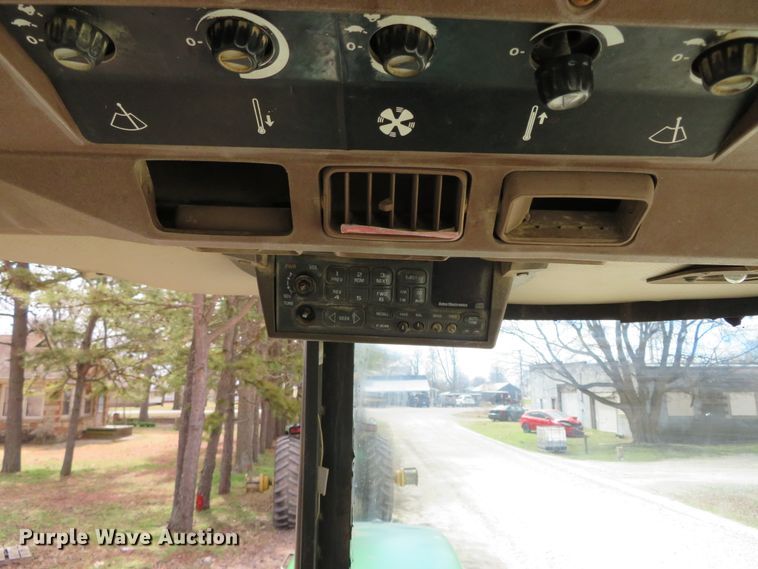 image for item DN7929 1985 John Deere 4850  tractor