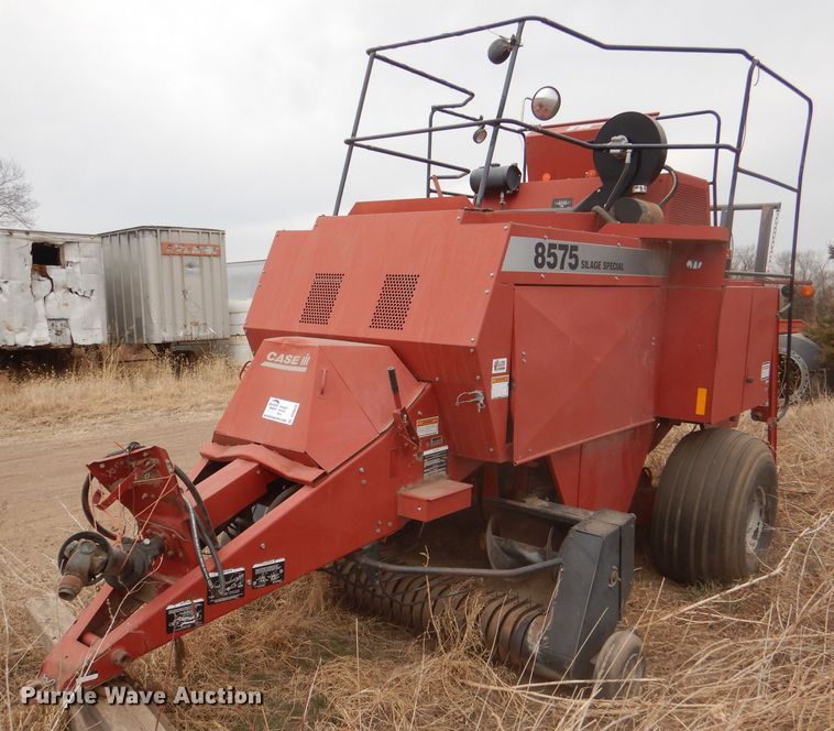 image for item DR0876 1995 Case IH 8575 Silage Special  large square baler