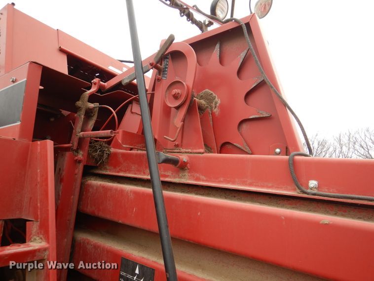 image for item DR0876 1995 Case IH 8575 Silage Special  large square baler