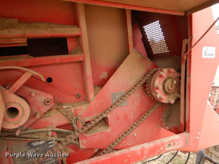 image for item DR0876 1995 Case IH 8575 Silage Special  large square baler