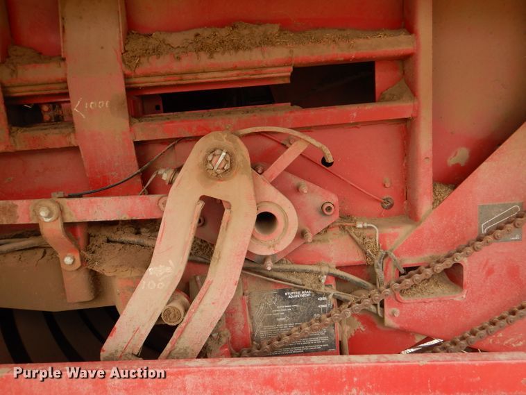 image for item DR0876 1995 Case IH 8575 Silage Special  large square baler