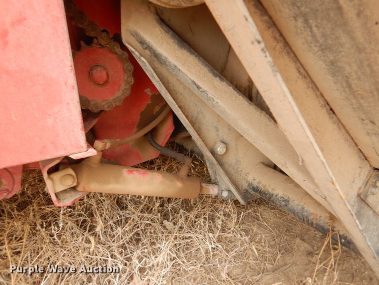 image for item DR0876 1995 Case IH 8575 Silage Special  large square baler