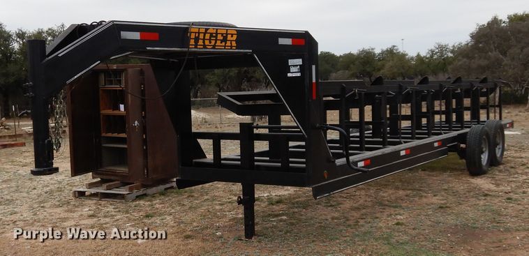 image for item EY9793 2018 Tiger  hay bale trailer