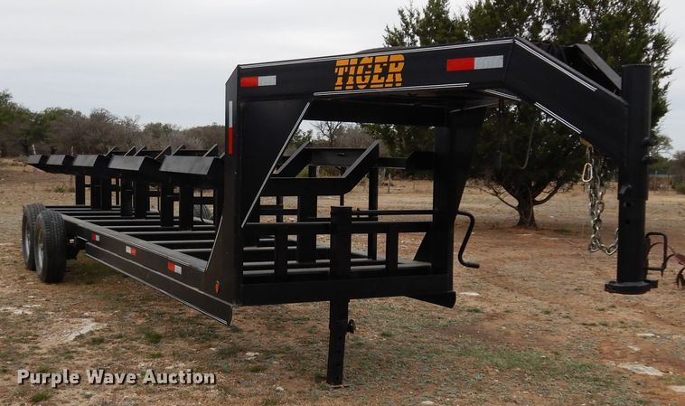 image for item EY9793 2018 Tiger  hay bale trailer
