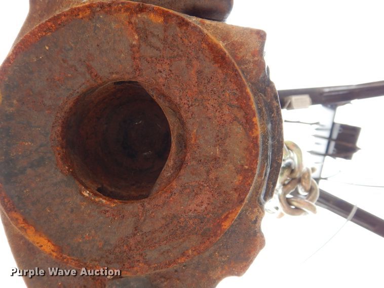 image for item EY9793 2018 Tiger  hay bale trailer