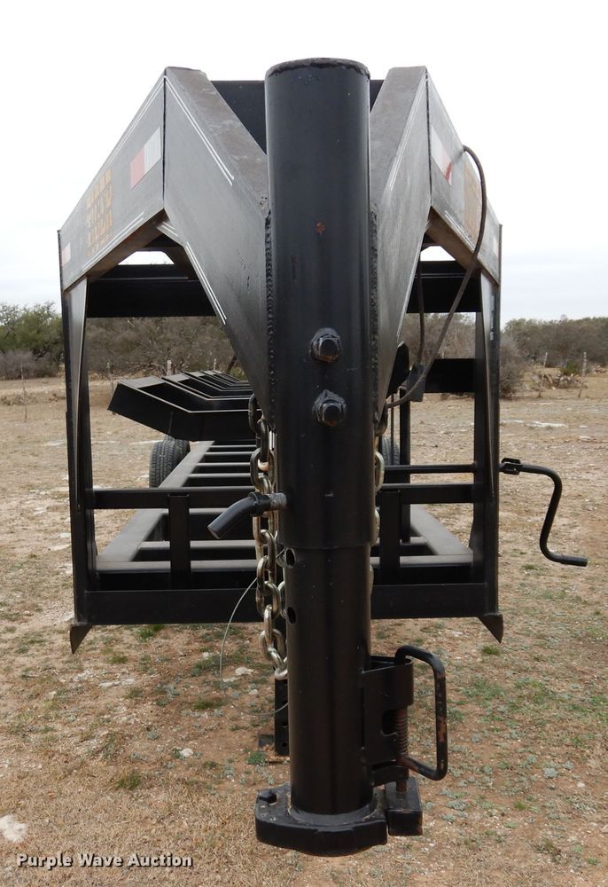 image for item EY9793 2018 Tiger  hay bale trailer