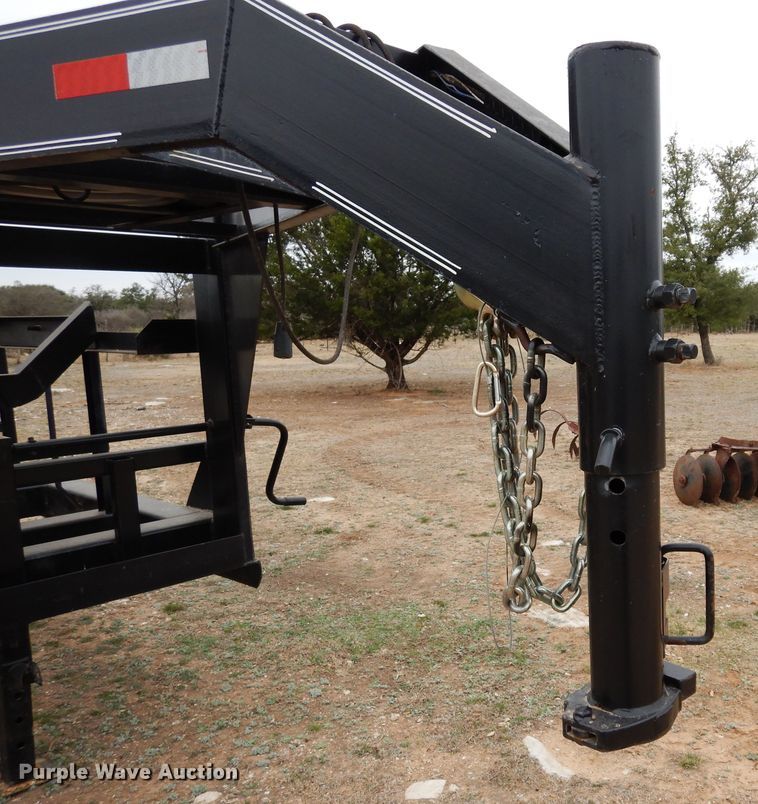 image for item EY9793 2018 Tiger  hay bale trailer