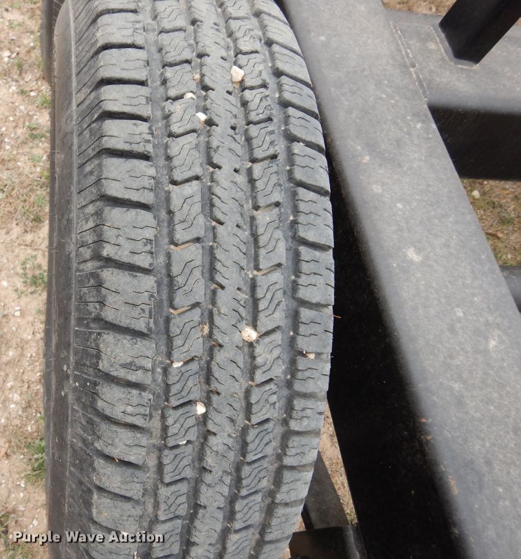 image for item EY9793 2018 Tiger  hay bale trailer