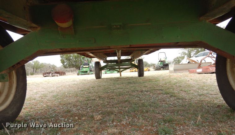 image for item EY9801 Hay wagon