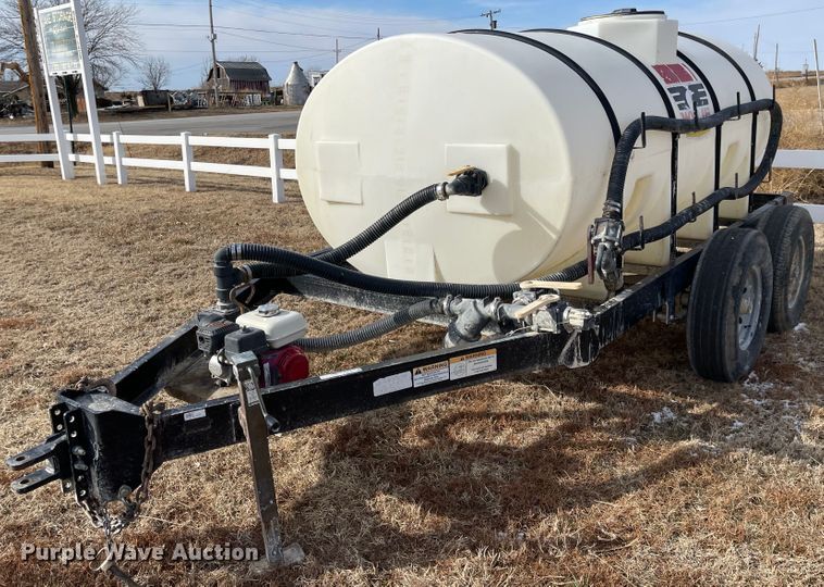 image for item FV9271 Wylie  nurse tank trailer