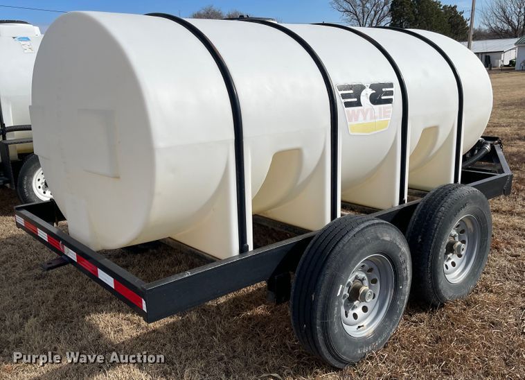 image for item FV9271 Wylie  nurse tank trailer