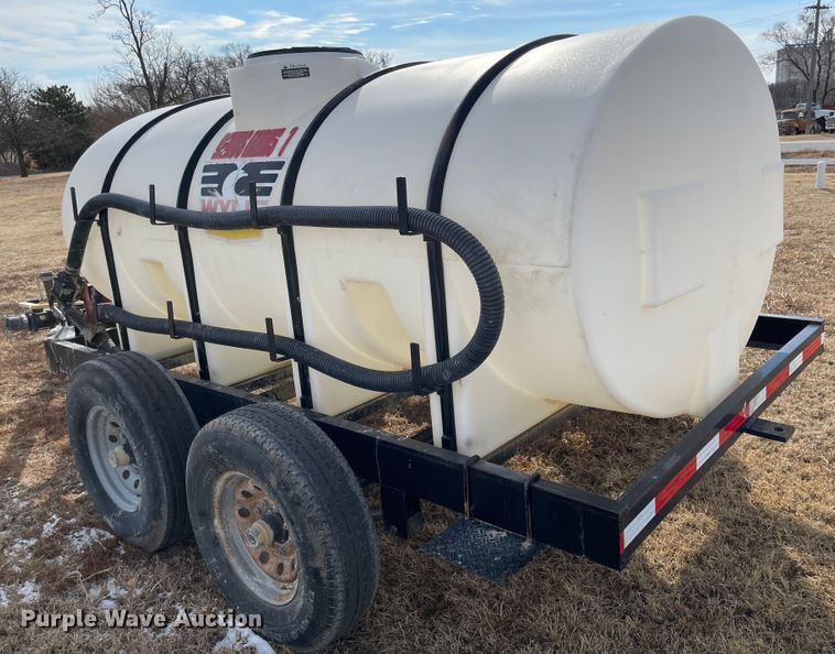image for item FV9271 Wylie  nurse tank trailer