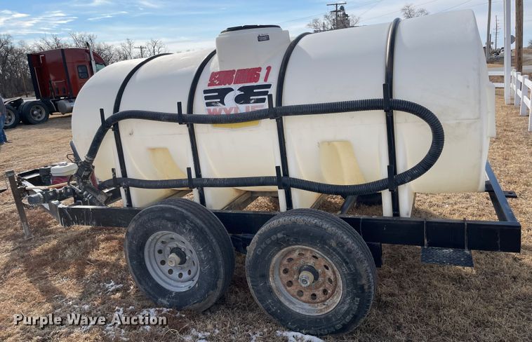 image for item FV9271 Wylie  nurse tank trailer