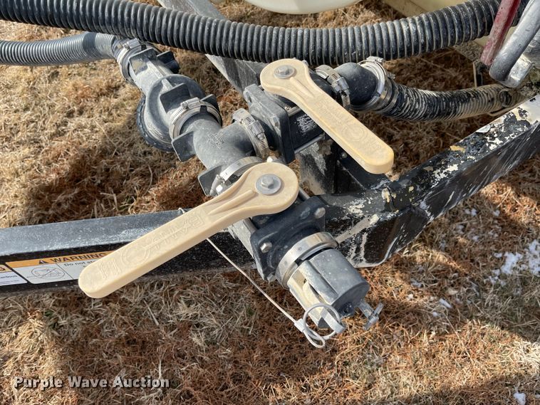 image for item FV9271 Wylie  nurse tank trailer