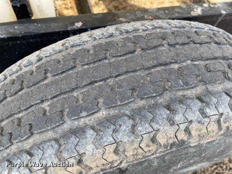 image for item FV9271 Wylie  nurse tank trailer