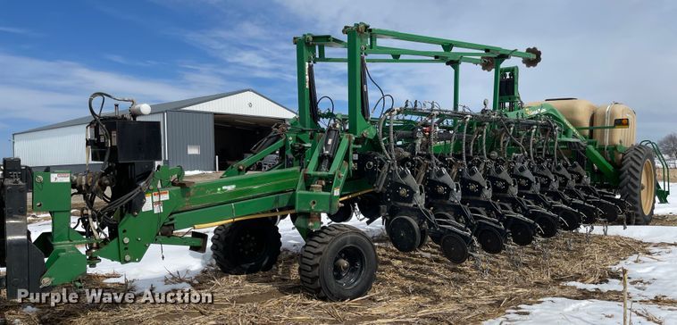 image for item FV9272 Great Plains 1631 Yield Pro  split row no-till planter
