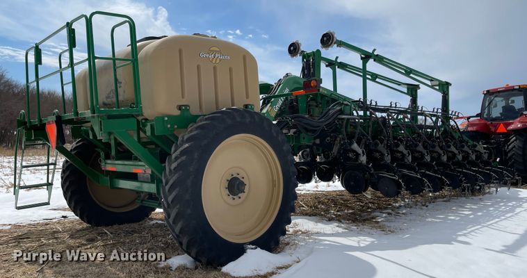 image for item FV9272 Great Plains 1631 Yield Pro  split row no-till planter