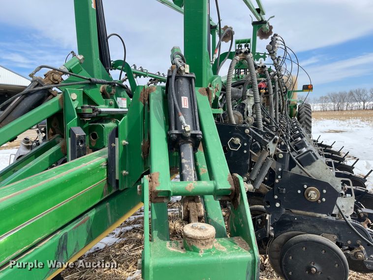 image for item FV9272 Great Plains 1631 Yield Pro  split row no-till planter
