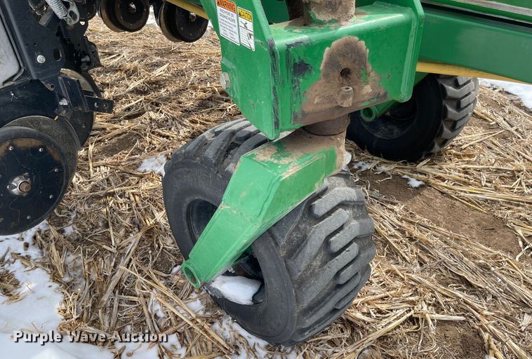 image for item FV9272 Great Plains 1631 Yield Pro  split row no-till planter