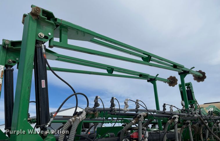 image for item FV9272 Great Plains 1631 Yield Pro  split row no-till planter