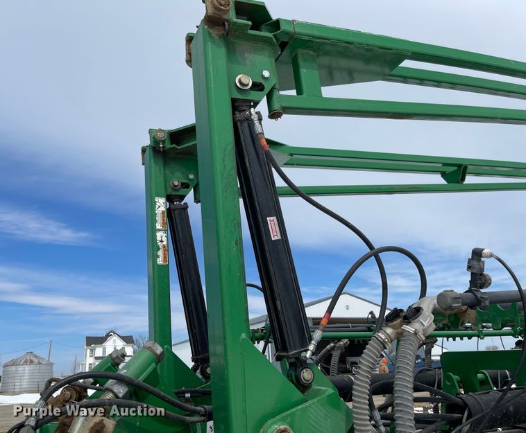 image for item FV9272 Great Plains 1631 Yield Pro  split row no-till planter