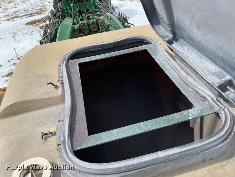 image for item FV9272 Great Plains 1631 Yield Pro  split row no-till planter