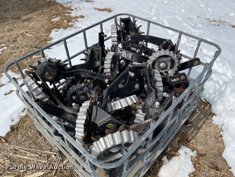 image for item FV9272 Great Plains 1631 Yield Pro  split row no-till planter