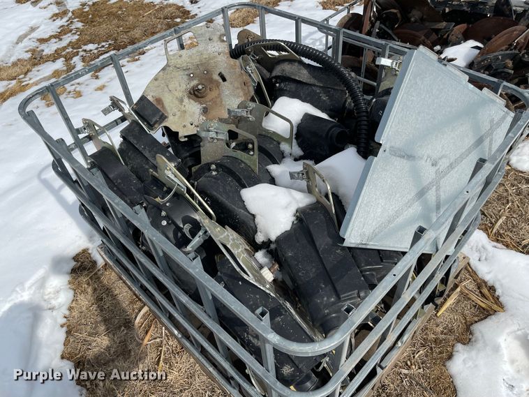 image for item FV9272 Great Plains 1631 Yield Pro  split row no-till planter