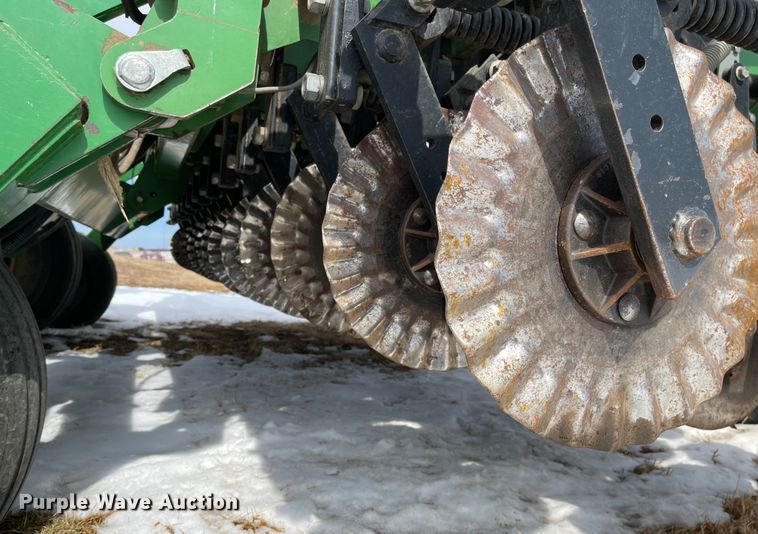 image for item FV9273 Great Plains NTA 3010  no-till air seeder