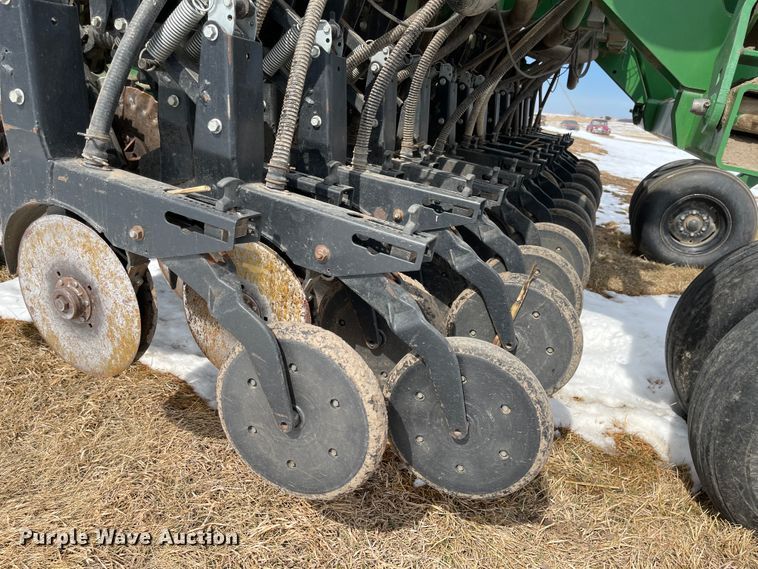 image for item FV9273 Great Plains NTA 3010  no-till air seeder