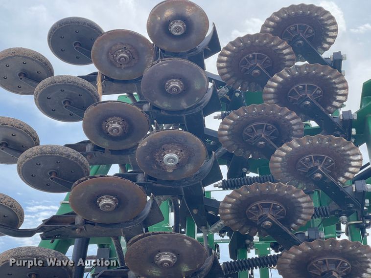 image for item FV9273 Great Plains NTA 3010  no-till air seeder