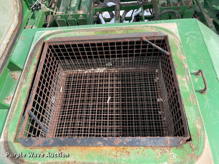 image for item FV9273 Great Plains NTA 3010  no-till air seeder