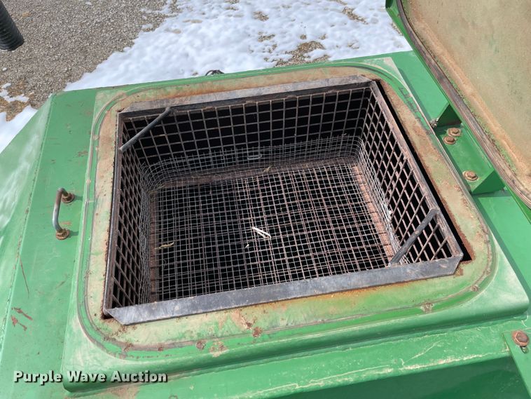 image for item FV9273 Great Plains NTA 3010  no-till air seeder