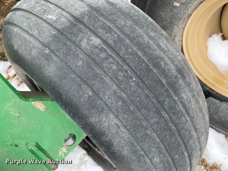 image for item FV9273 Great Plains NTA 3010  no-till air seeder