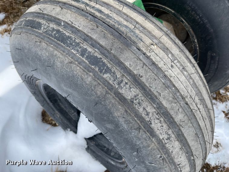 image for item FV9273 Great Plains NTA 3010  no-till air seeder