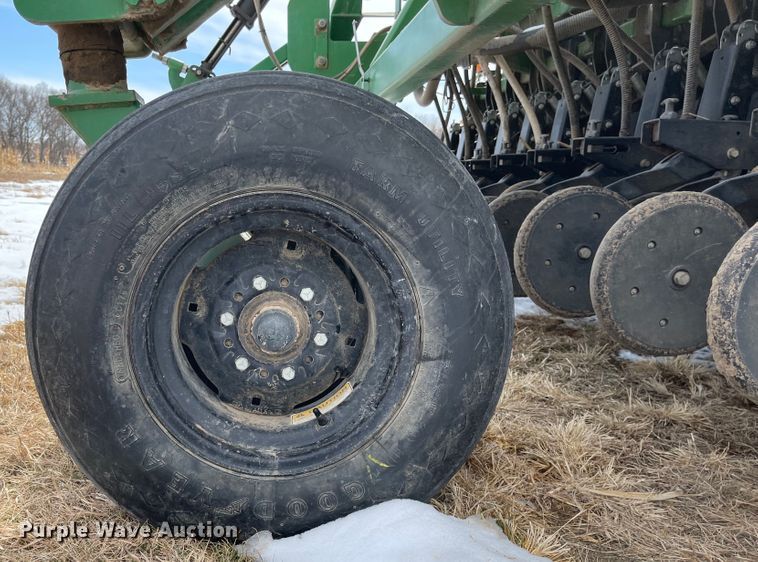 image for item FV9273 Great Plains NTA 3010  no-till air seeder
