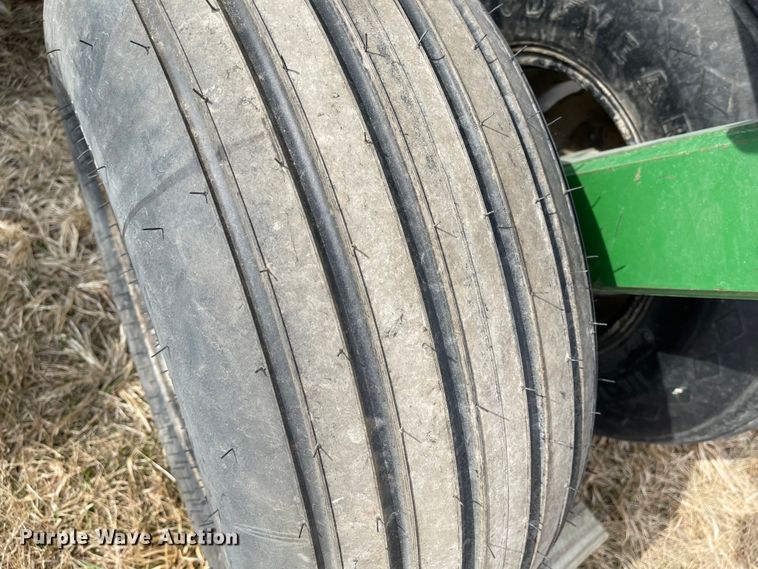 image for item FV9273 Great Plains NTA 3010  no-till air seeder