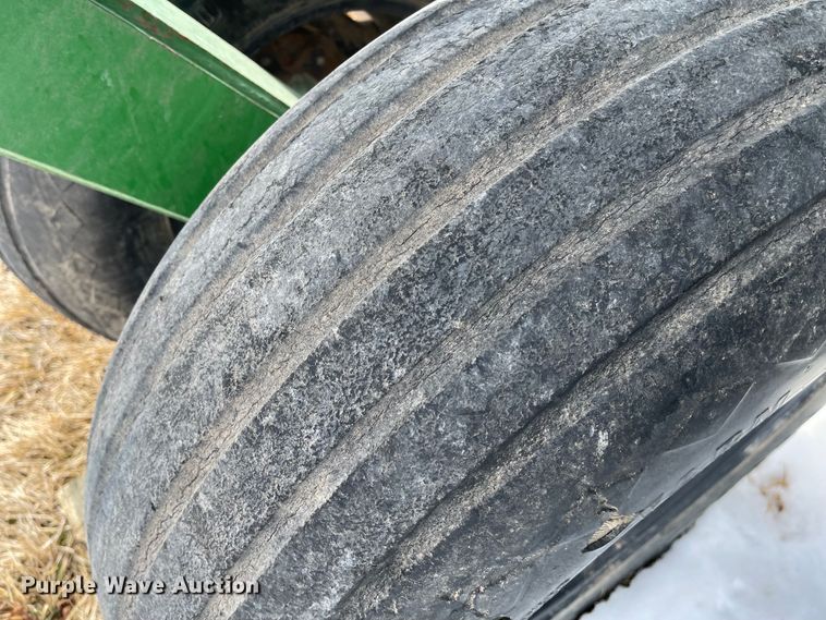 image for item FV9273 Great Plains NTA 3010  no-till air seeder