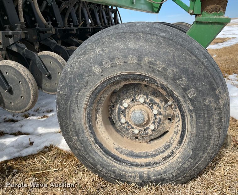 image for item FV9273 Great Plains NTA 3010  no-till air seeder