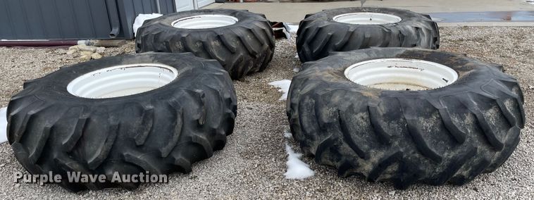 image for item FV9275 (4) 24.5-32 tires and wheels