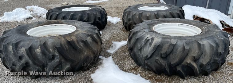 image for item FV9275 (4) 24.5-32 tires and wheels