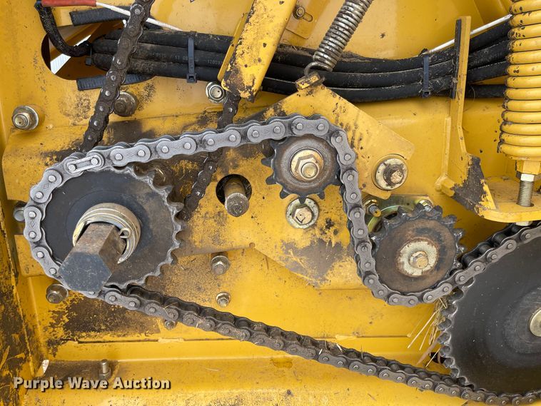 image for item FV9276 2014 Vermeer 604 Super M  round baler