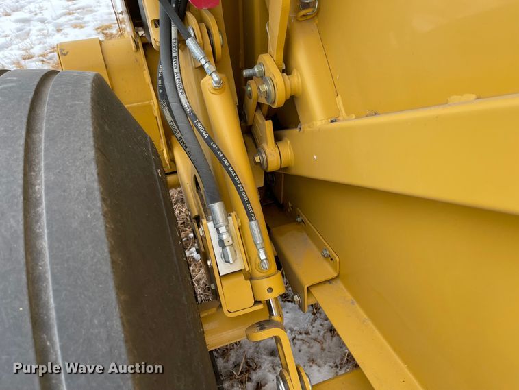 image for item FV9276 2014 Vermeer 604 Super M  round baler