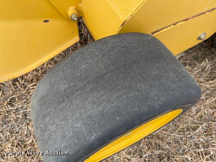 image for item FV9276 2014 Vermeer 604 Super M  round baler