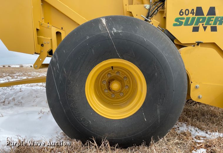 image for item FV9276 2014 Vermeer 604 Super M  round baler